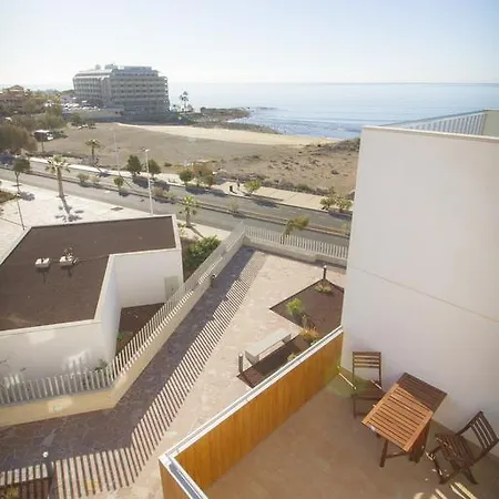 公寓 The Sunrise & Seaview Penthouse - By Medano4you 厄尔梅达诺