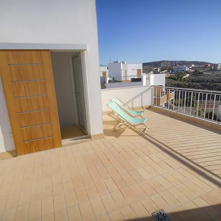 公寓 The Sunrise & Seaview Penthouse - By Medano4you *