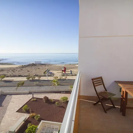 The Sunrise & Seaview Penthouse - By Medano4you 厄尔梅达诺